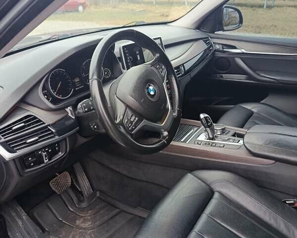 Черный БМВ Х5, объемом двигателя 2 л и пробегом 190 тыс. км за 28000 $, фото 3 на Automoto.ua