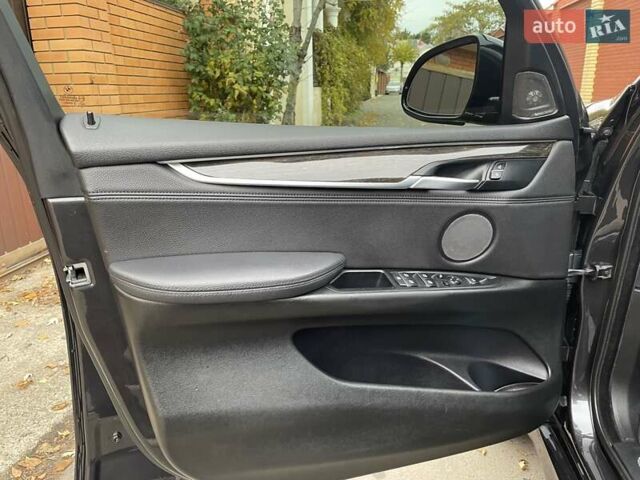 Черный БМВ Х5, объемом двигателя 2.98 л и пробегом 94 тыс. км за 32900 $, фото 18 на Automoto.ua