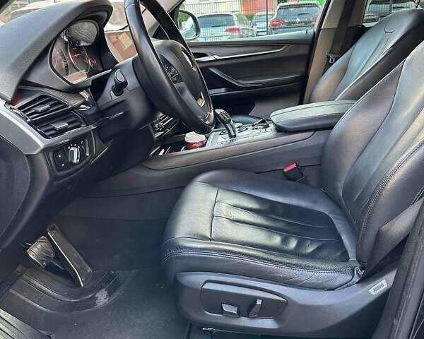 Черный БМВ Х5, объемом двигателя 2 л и пробегом 150 тыс. км за 28059 $, фото 23 на Automoto.ua