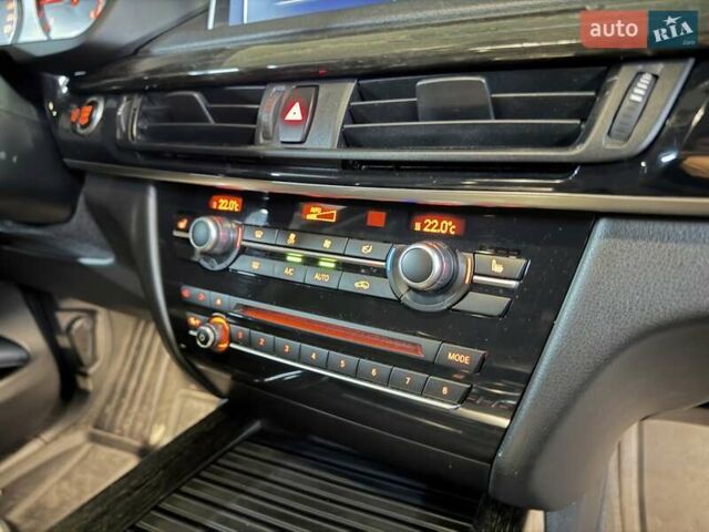 Чорний БМВ Х5, об'ємом двигуна 2 л та пробігом 160 тис. км за 24000 $, фото 33 на Automoto.ua