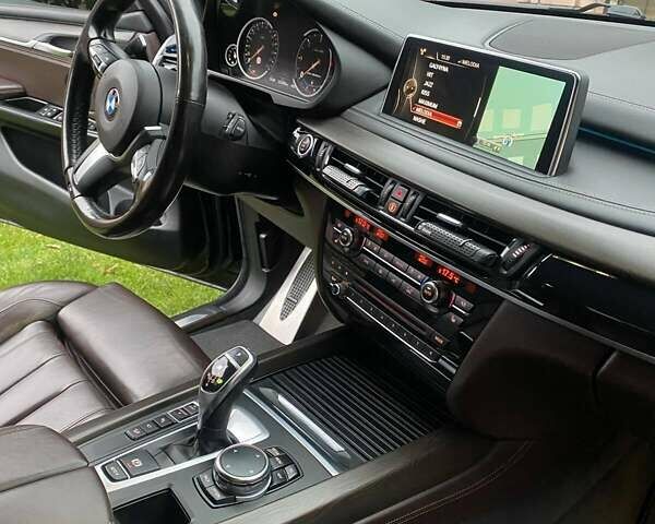 Черный БМВ Х5, объемом двигателя 2.99 л и пробегом 237 тыс. км за 36500 $, фото 4 на Automoto.ua