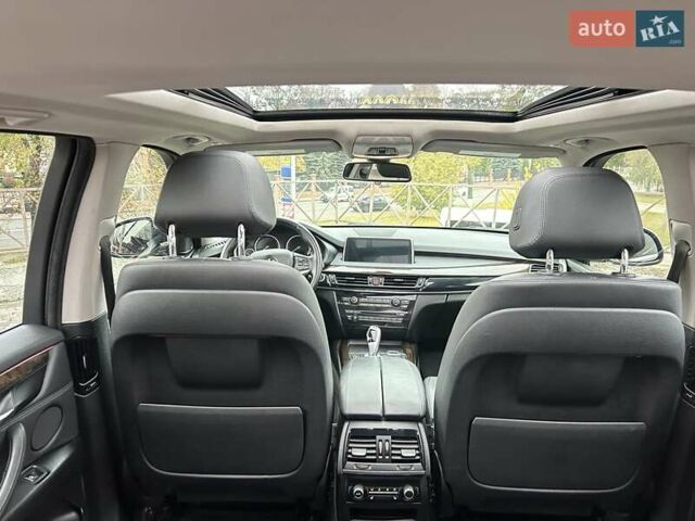 Чорний БМВ Х5, об'ємом двигуна 2.98 л та пробігом 287 тис. км за 19800 $, фото 14 на Automoto.ua