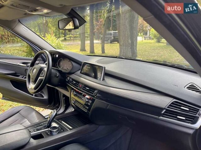 Чорний БМВ Х5, об'ємом двигуна 2 л та пробігом 202 тис. км за 23800 $, фото 4 на Automoto.ua