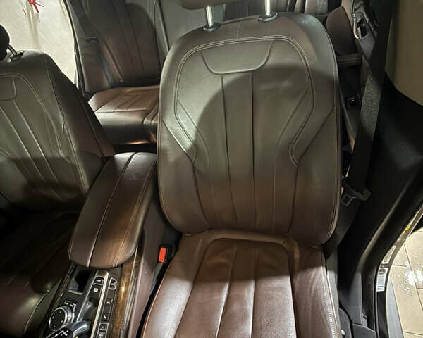 Черный БМВ Х5, объемом двигателя 2 л и пробегом 212 тыс. км за 19900 $, фото 68 на Automoto.ua