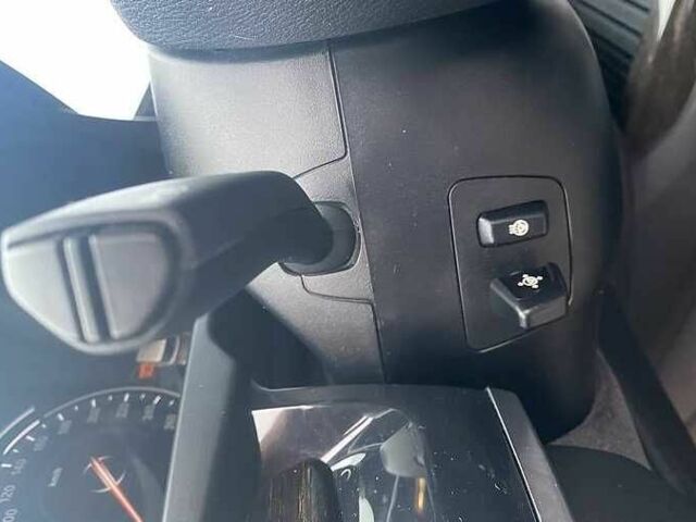 Черный БМВ Х5, объемом двигателя 2 л и пробегом 86 тыс. км за 20000 $, фото 6 на Automoto.ua