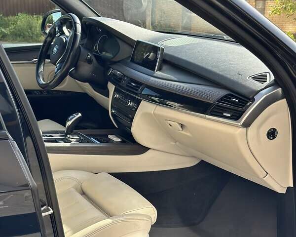 Чорний БМВ Х5, об'ємом двигуна 2.99 л та пробігом 229 тис. км за 31799 $, фото 11 на Automoto.ua