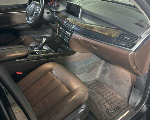 Черный БМВ Х5, объемом двигателя 2 л и пробегом 212 тыс. км за 19900 $, фото 65 на Automoto.ua