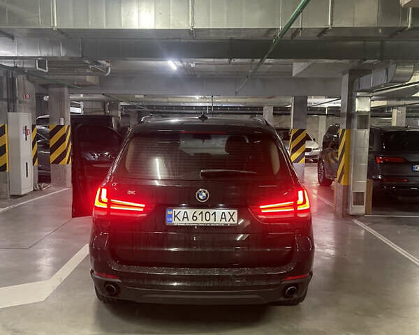 Чорний БМВ Х5, об'ємом двигуна 2 л та пробігом 118 тис. км за 29500 $, фото 4 на Automoto.ua
