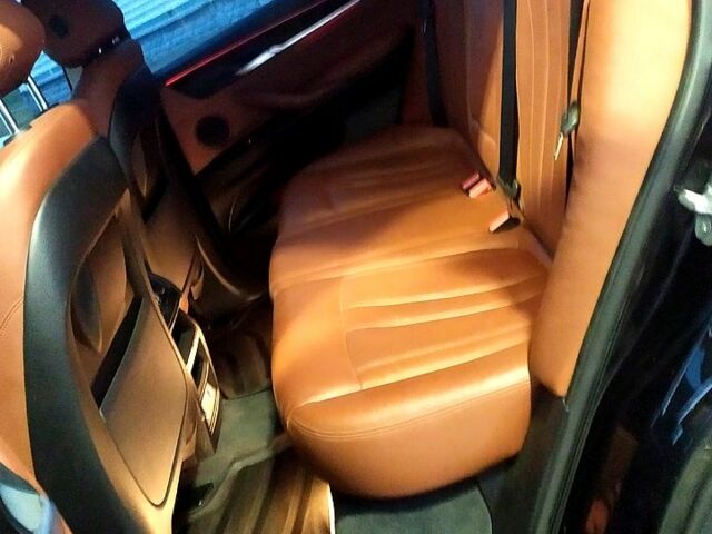 Чорний БМВ Х5, об'ємом двигуна 2 л та пробігом 129 тис. км за 32999 $, фото 5 на Automoto.ua