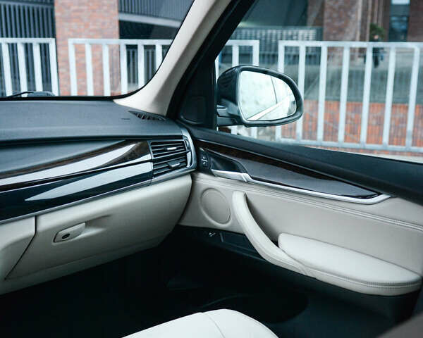 Черный БМВ Х5, объемом двигателя 2 л и пробегом 167 тыс. км за 23000 $, фото 19 на Automoto.ua