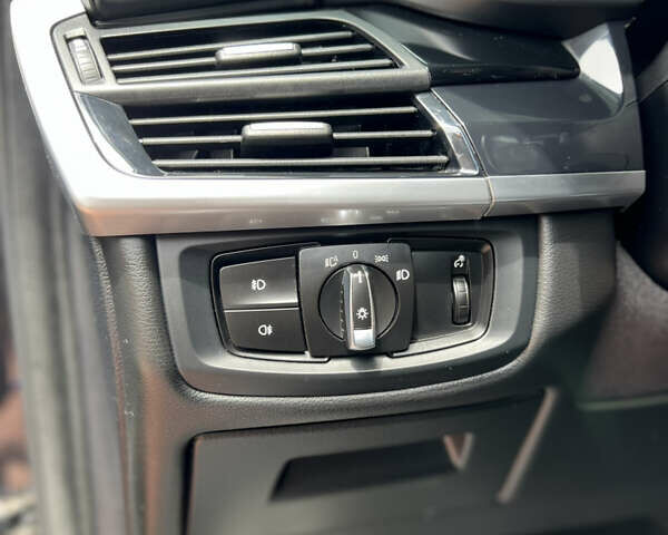 Черный БМВ Х5, объемом двигателя 3 л и пробегом 225 тыс. км за 38888 $, фото 27 на Automoto.ua