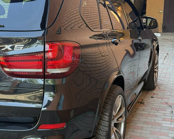 БМВ Х5 2016 в Днепре (Днепропетровске) на Automoto.ua Черный БМВ Х5, объемом двигателя 2.98 л и пробегом 210 тыс. км за 29900 $, фото 8 на Automoto.ua