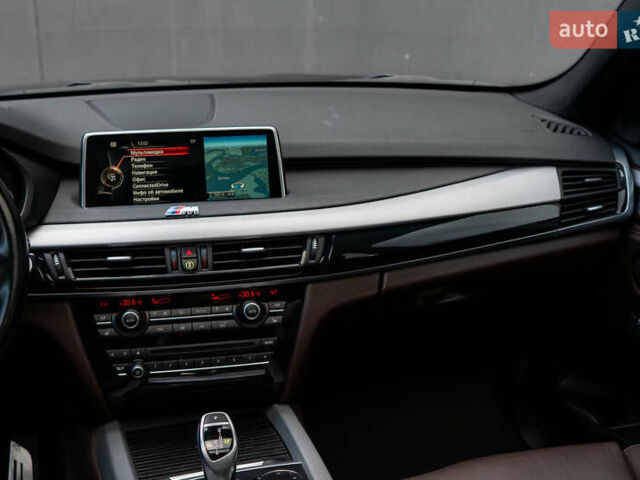 Черный БМВ Х5, объемом двигателя 2 л и пробегом 140 тыс. км за 35000 $, фото 15 на Automoto.ua