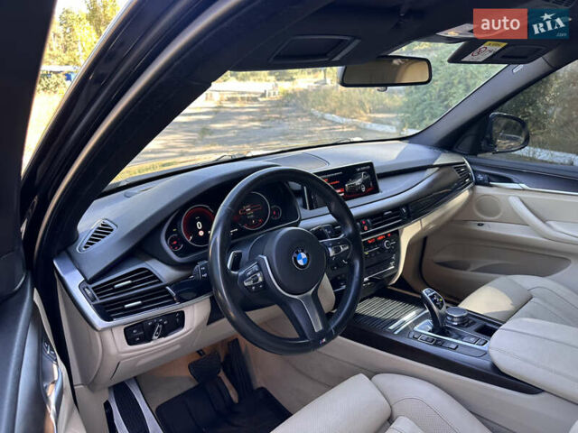 Чорний БМВ Х5, об'ємом двигуна 3 л та пробігом 240 тис. км за 32500 $, фото 6 на Automoto.ua
