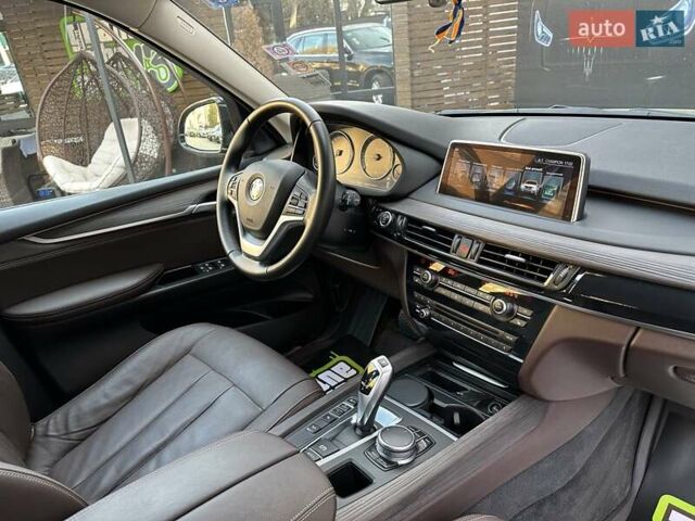 Чорний БМВ Х5, об'ємом двигуна 2 л та пробігом 110 тис. км за 28999 $, фото 38 на Automoto.ua
