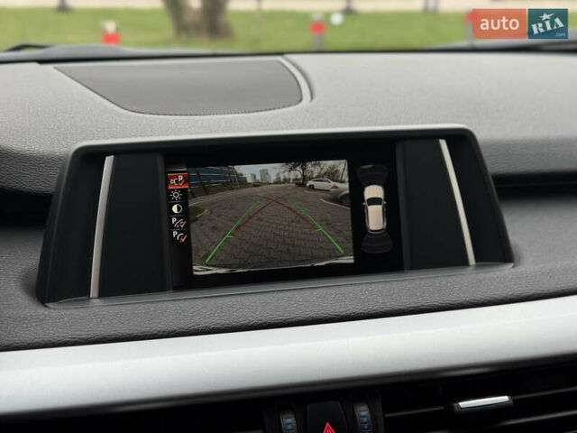 Черный БМВ Х5, объемом двигателя 2 л и пробегом 117 тыс. км за 25499 $, фото 19 на Automoto.ua