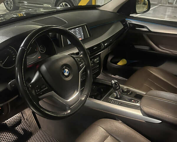 Чорний БМВ Х5, об'ємом двигуна 2 л та пробігом 118 тис. км за 29500 $, фото 12 на Automoto.ua