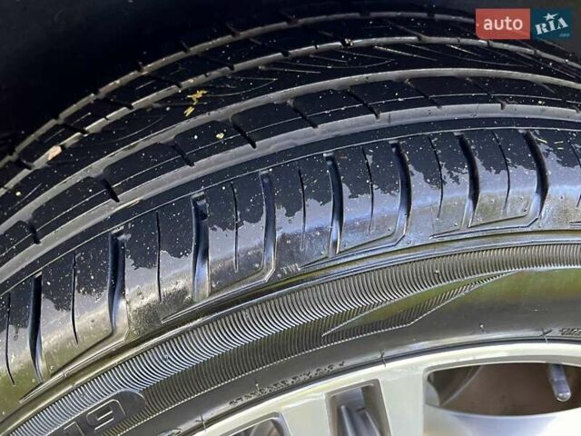 Чорний БМВ Х5, об'ємом двигуна 2 л та пробігом 202 тис. км за 23800 $, фото 14 на Automoto.ua