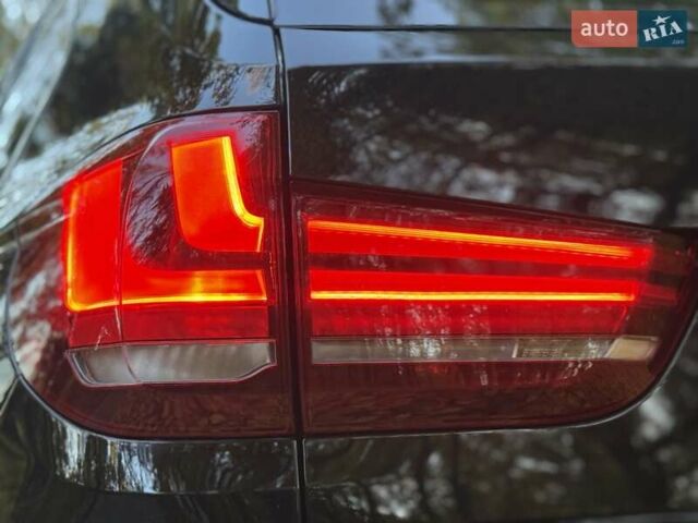 Чорний БМВ Х5, об'ємом двигуна 2 л та пробігом 130 тис. км за 28500 $, фото 104 на Automoto.ua