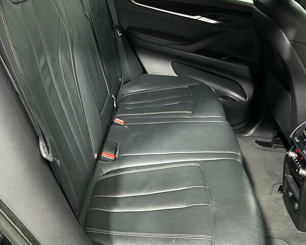 Чорний БМВ Х5, об'ємом двигуна 2.99 л та пробігом 178 тис. км за 38950 $, фото 10 на Automoto.ua