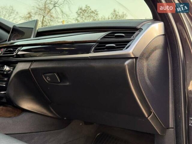 Чорний БМВ Х5, об'ємом двигуна 0 л та пробігом 170 тис. км за 19999 $, фото 34 на Automoto.ua