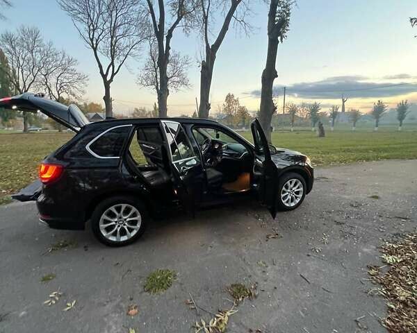 Черный БМВ Х5, объемом двигателя 2 л и пробегом 220 тыс. км за 24900 $, фото 131 на Automoto.ua