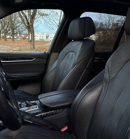 Черный БМВ Х5, объемом двигателя 2.98 л и пробегом 256 тыс. км за 25000 $, фото 3 на Automoto.ua