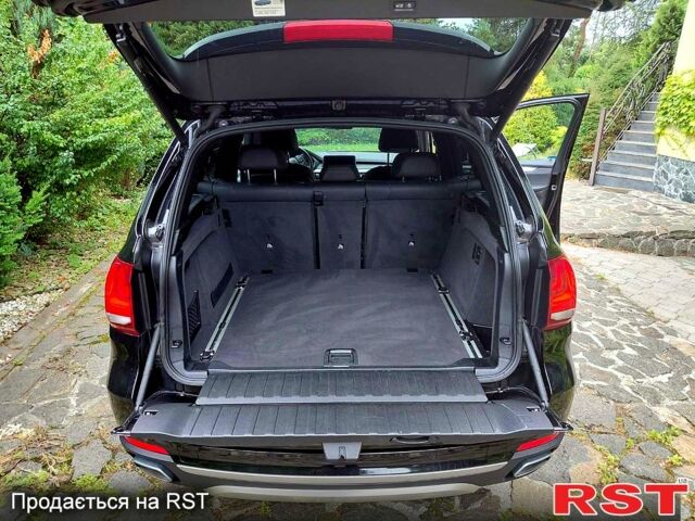 Черный БМВ Х5, объемом двигателя 3 л и пробегом 221 тыс. км за 26000 $, фото 3 на Automoto.ua