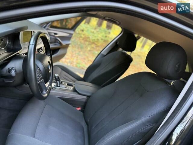 Чорний БМВ Х5, об'ємом двигуна 2 л та пробігом 130 тис. км за 28500 $, фото 56 на Automoto.ua