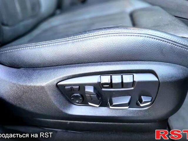 Черный БМВ Х5, объемом двигателя 4.4 л и пробегом 120 тыс. км за 13500 $, фото 9 на Automoto.ua