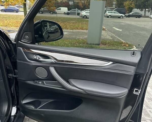 Черный БМВ Х5, объемом двигателя 2 л и пробегом 107 тыс. км за 33000 $, фото 27 на Automoto.ua