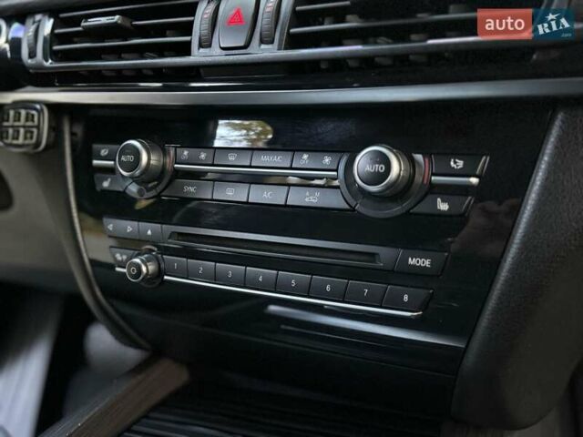 Черный БМВ Х5, объемом двигателя 2 л и пробегом 130 тыс. км за 26500 $, фото 56 на Automoto.ua