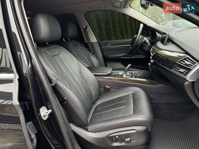 Черный БМВ Х5, объемом двигателя 3 л и пробегом 236 тыс. км за 26999 $, фото 42 на Automoto.ua