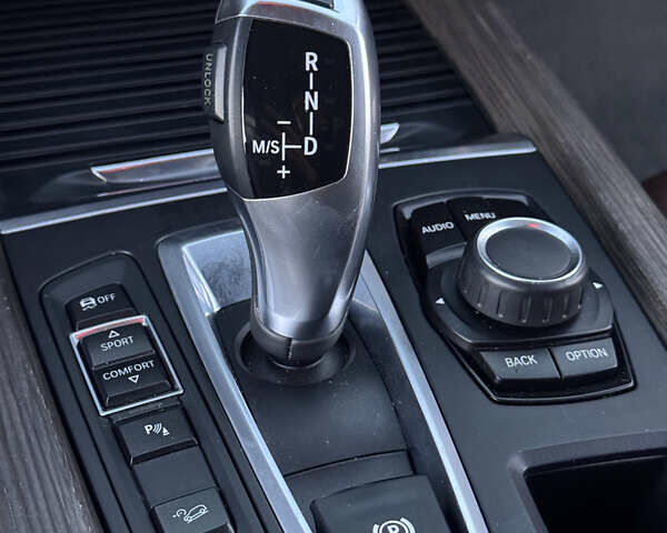 Черный БМВ Х5, объемом двигателя 2 л и пробегом 263 тыс. км за 27650 $, фото 45 на Automoto.ua