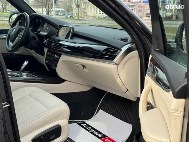 Чорний БМВ Х5, об'ємом двигуна 3 л та пробігом 110 тис. км за 28490 $, фото 17 на Automoto.ua