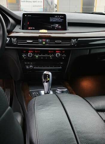 Чорний БМВ Х5, об'ємом двигуна 2 л та пробігом 200 тис. км за 26500 $, фото 30 на Automoto.ua