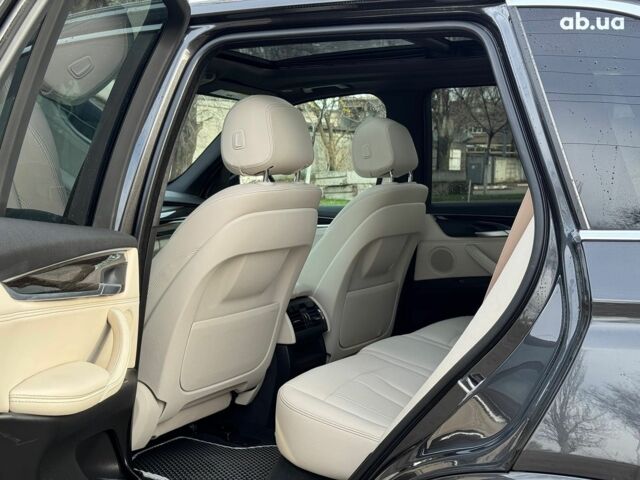 Чорний БМВ Х5, об'ємом двигуна 3 л та пробігом 110 тис. км за 28490 $, фото 15 на Automoto.ua