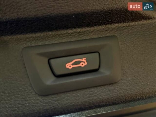 Чорний БМВ Х5, об'ємом двигуна 2 л та пробігом 130 тис. км за 28500 $, фото 97 на Automoto.ua