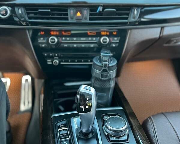 Черный БМВ Х5, объемом двигателя 2 л и пробегом 220 тыс. км за 24900 $, фото 71 на Automoto.ua