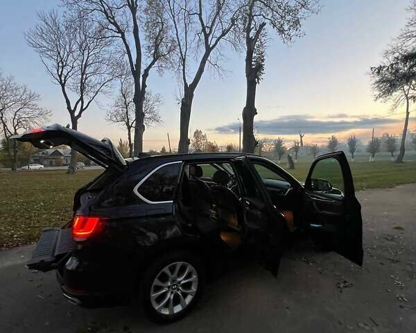 Черный БМВ Х5, объемом двигателя 2 л и пробегом 220 тыс. км за 24900 $, фото 132 на Automoto.ua