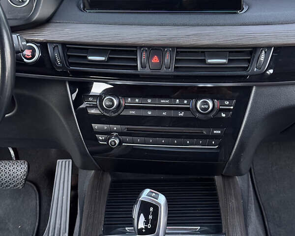 Черный БМВ Х5, объемом двигателя 2 л и пробегом 263 тыс. км за 27650 $, фото 43 на Automoto.ua