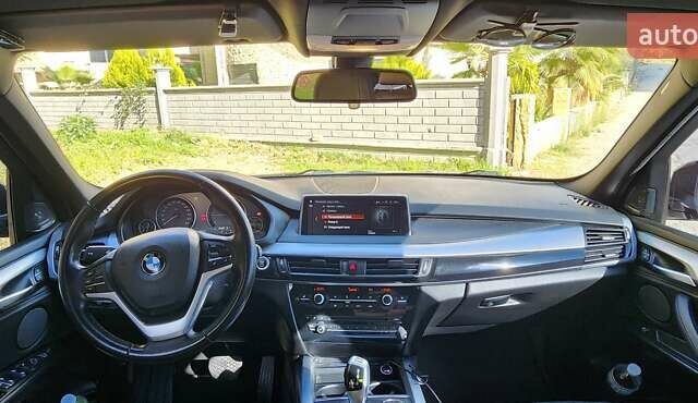 Черный БМВ Х5, объемом двигателя 2 л и пробегом 107 тыс. км за 32000 $, фото 6 на Automoto.ua