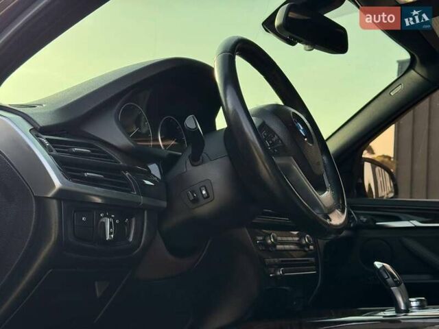 Чорний БМВ Х5, об'ємом двигуна 0 л та пробігом 170 тис. км за 19999 $, фото 25 на Automoto.ua