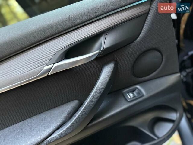 Черный БМВ Х5, объемом двигателя 2 л и пробегом 130 тыс. км за 26500 $, фото 73 на Automoto.ua