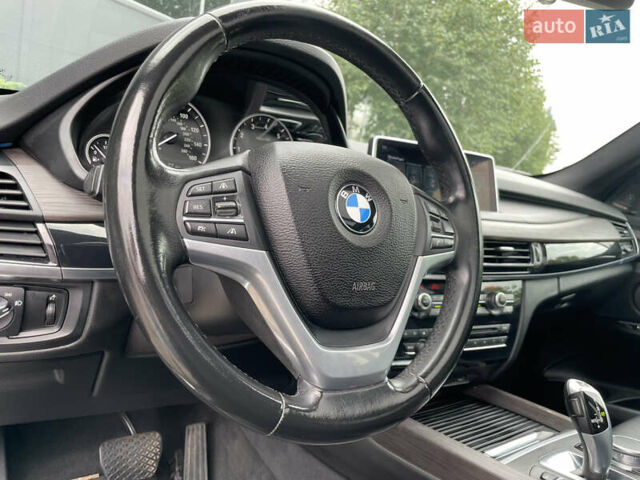 Черный БМВ Х5, объемом двигателя 3 л и пробегом 126 тыс. км за 32000 $, фото 36 на Automoto.ua
