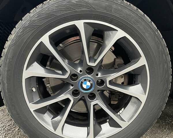 Черный БМВ Х5, объемом двигателя 2 л и пробегом 142 тыс. км за 25000 $, фото 35 на Automoto.ua