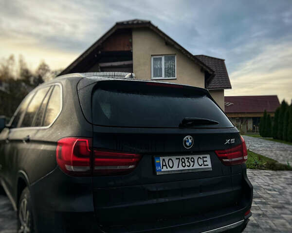Черный БМВ Х5, объемом двигателя 3 л и пробегом 164 тыс. км за 29151 $, фото 4 на Automoto.ua