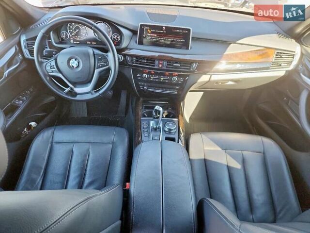 Чорний БМВ Х5, об'ємом двигуна 2.98 л та пробігом 67 тис. км за 8000 $, фото 7 на Automoto.ua