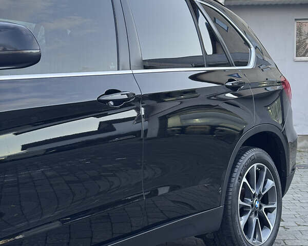 Черный БМВ Х5, объемом двигателя 2 л и пробегом 263 тыс. км за 27650 $, фото 16 на Automoto.ua