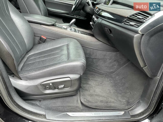 Черный БМВ Х5, объемом двигателя 3 л и пробегом 126 тыс. км за 32000 $, фото 48 на Automoto.ua